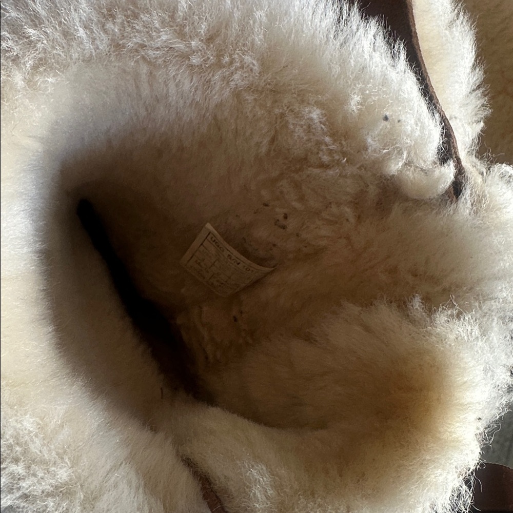 Youth/Kids Ugg Bailey Bow II Boot - Picture 3 of 10